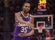 雷火电竞-关于杜兰特回归赛场，爆冷首场状态亮眼，公牛观众沸腾！的信息