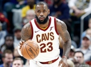 雷火竞技- 詹姆斯在利物浦比赛中关键助攻,败北引发热议的球员 