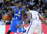 雷火电竞-田径小组赛，关中闪电队与雪域玄武队大胜，阵地战处理得当！黑马成最大惊喜(纪湘一人战四视频完整版)