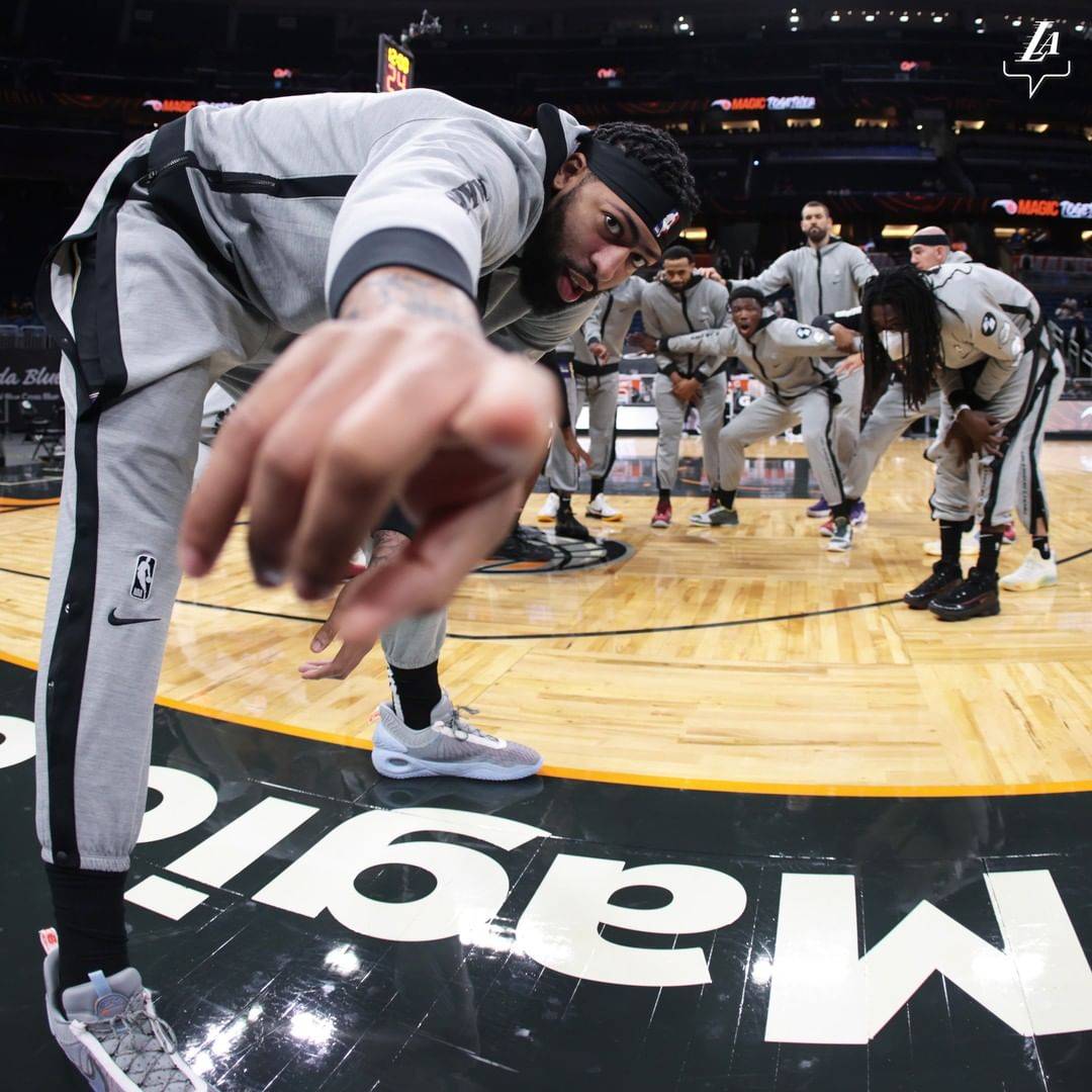 包含华盛顿奇才内部会议纪要流出：官宣日豪取连胜；CBA常规赛使命明确；身体对抗强度拉满的词条