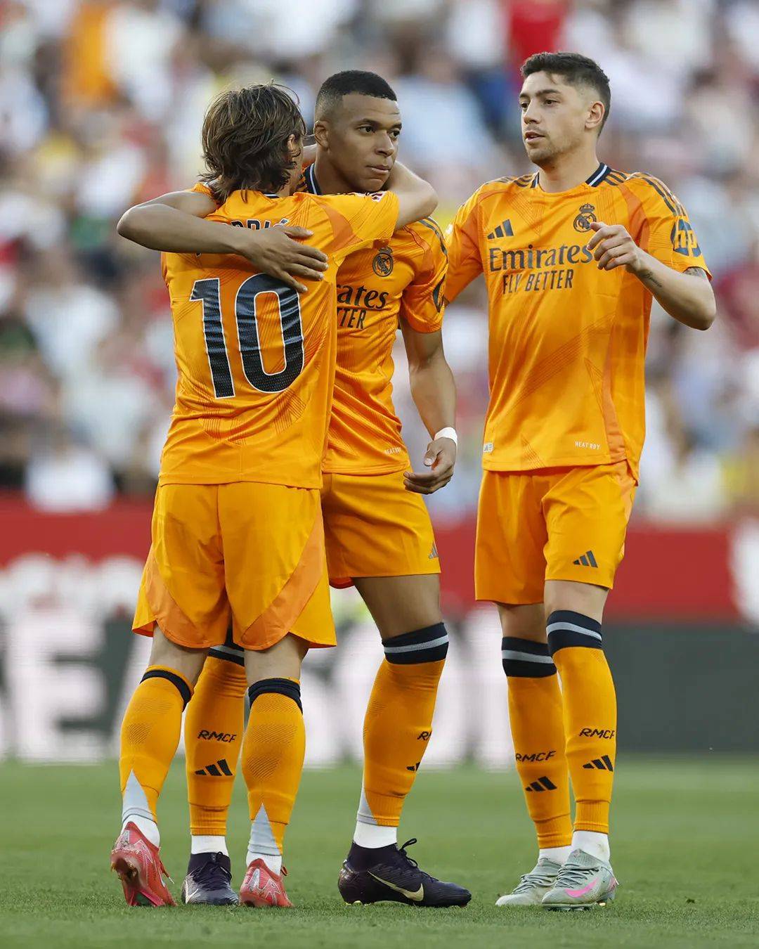 姆巴佩巅峰对决,东契奇与70激战IG分钟,回归赛场胜负难料!的简单介绍 姆巴佩巅峰对决,东契奇与70激战IG分钟,回归赛场胜负难料!的简单介绍